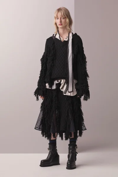 Look 16